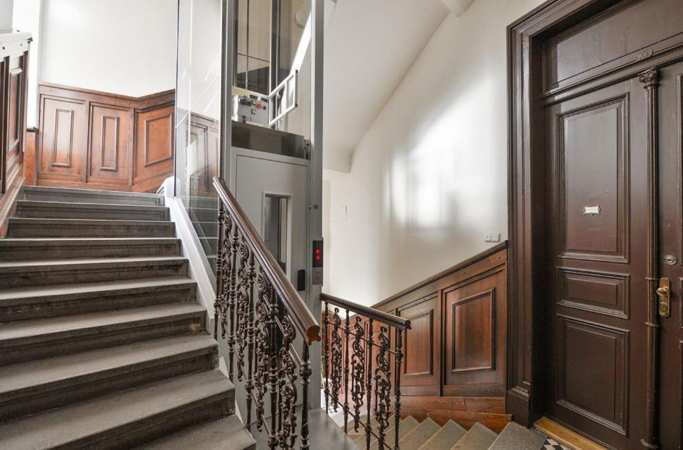 Large And Modern Apartment In The Heart Of براغ المظهر الخارجي الصورة